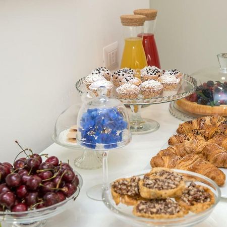 비에스테 A Un Passo Dal Mare B&B 외부 사진